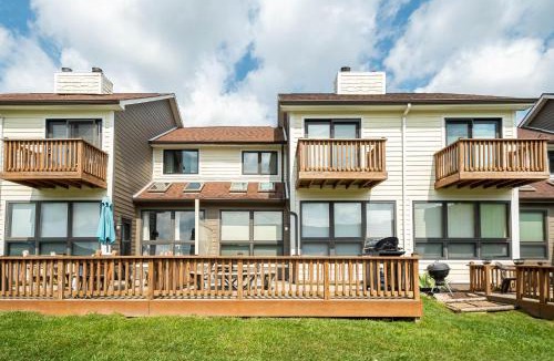 McHenry House | Ski Harbor 14