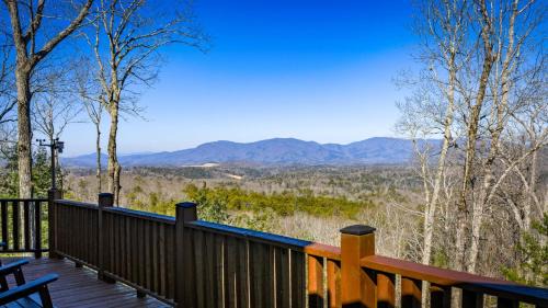 Ellijay House | Sky Reach Cabin in GA Mountains