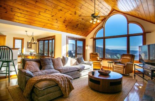 Mountain Base House | Skywalker Meadow 3 BR Home: True Retreat!