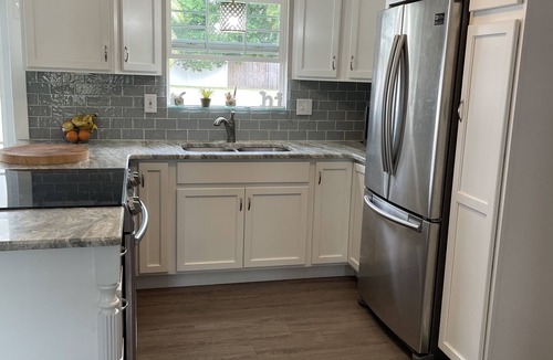 Disston Heights House | Small but cute, close to beach's and downtown.