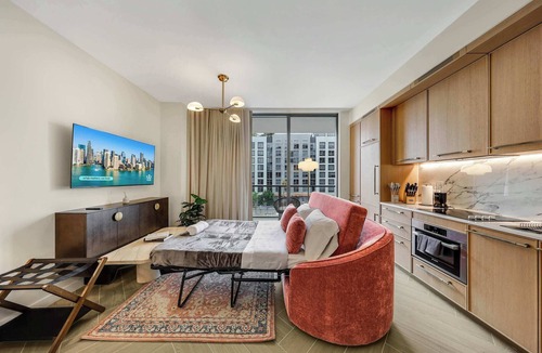 Wynwood Art District Apartment | Smart Studio | City Skyline | 15Min FIFA Fan Festival
