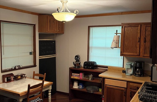 Tallassee House | Smoky Mountain hide away! 1hour from all Smoky Mountain attractions