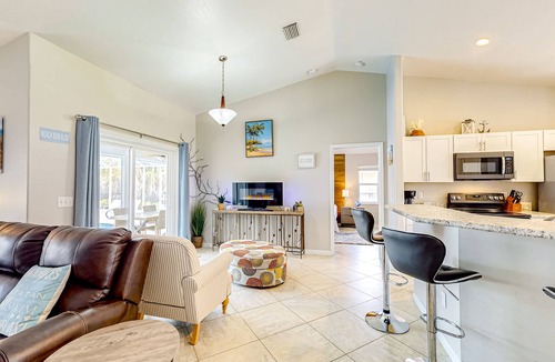 Sebastian Highlands House | Snowbird-friendly home with private pool, central AC, grill, & washer/dryer