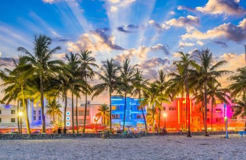 South Pointe Apartment | Sofi Beach Apartments