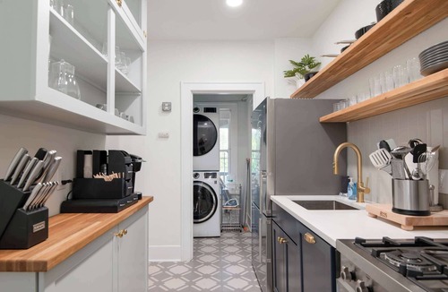 SoHo Apartment | SoHo Escape by Brightwild | Gorgeous Apt in SoHo