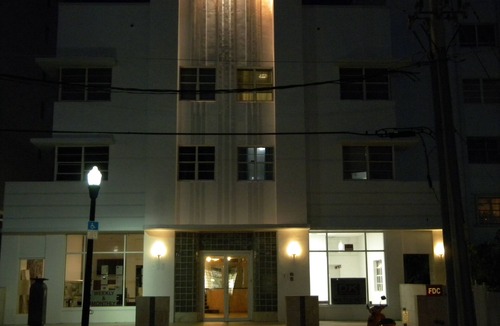 South of Fifth Condo | South Beach Studio Condo on the beach, 335 Ocean Drive, Art Deco area- Florida.