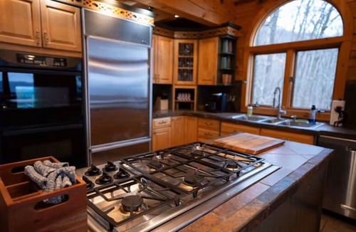 Tate Cabin | Southern Bear Cabin - Bent Tree Resort