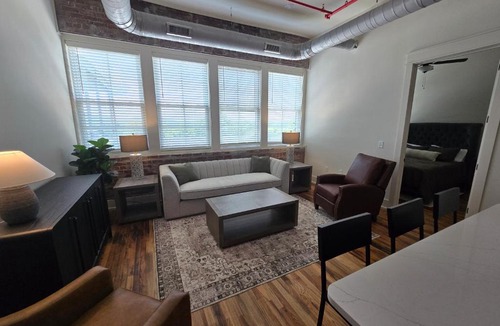 McMinnville Apartment | Southern Blue