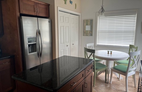 Cutthroat Harbor Estates House | SOUTHERN SUNSET - As seen on House Hunters-S228 E6 - Family Time in the FL Keys