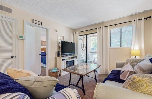 Palmetto Dunes Villa | Spa on Port Royal Sound 2101