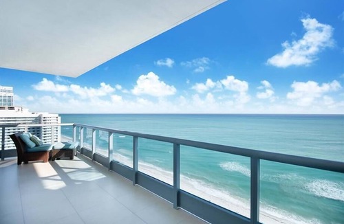 North Beach Apartment | Spa-style Amenities w/Beachfront View | Ocean Front View | Balcony