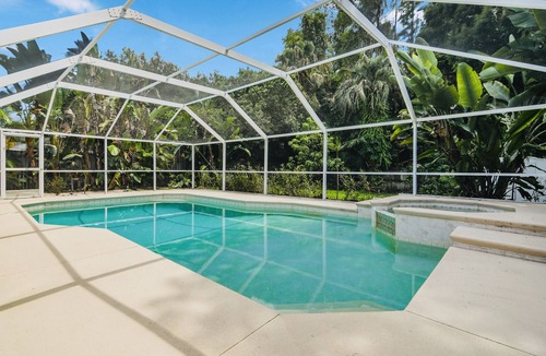 Greater Northdale House | Spacious 2 Story - Pool - Game Room - Tampa