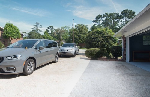 Tallahassee House | Spacious 3 bedroom home with patio - near FAMU and FSU.
