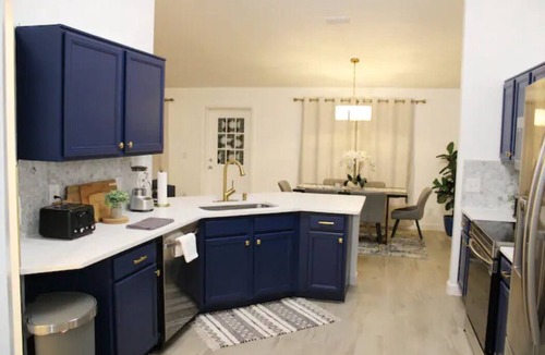 Poinciana House | Spacious 4/2 getaway! Near Theme Parks!