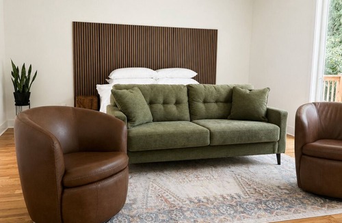 Pittsburgh House | Spacious 4-bedroom house in tranquil Atlanta with AC