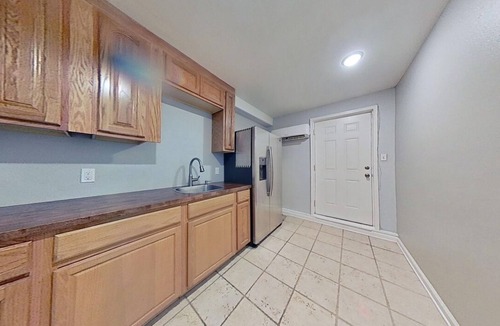 Tallahassee House | Spacious 4-bedroom townhome with WiFi and AC in enchanting Tallahassee