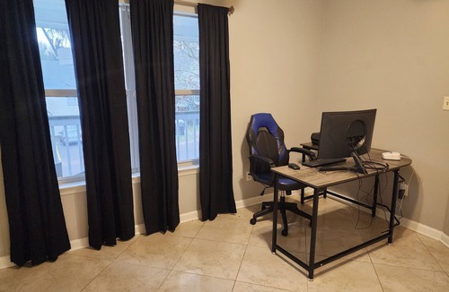 Tallahassee House | Spacious 4-bedroom townhome with WiFi and AC in enchanting Tallahassee