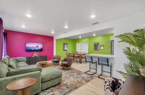 Tallahassee House | Spacious 4BD - Central Stay with Backyard & Games