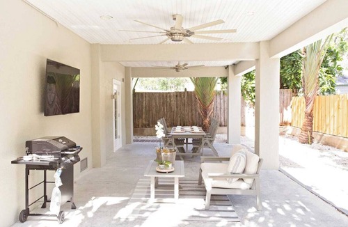 Ozona House | Spacious 4BR/3BA Near Beach + Free Golf Cart