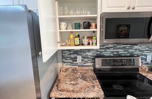 Myrtle Beach House | Spacious 4BR Family Retreat with Fenced Yard & BBQ