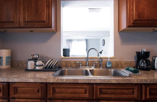 Oak Hill House | Spacious Family-sized Home in Central Location