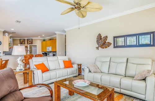 Biggar House | Spacious home with screened-in pool & lush lakefront views - minutes to beaches