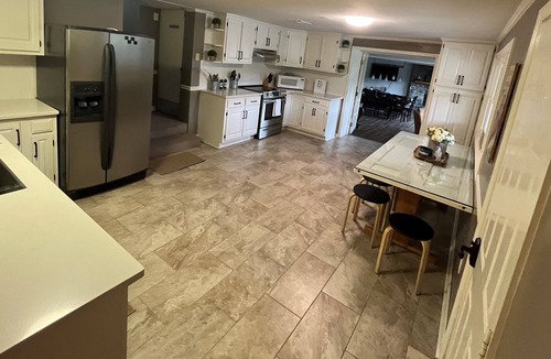 Lancaster House | Spacious Lakefront Home On The Point With Great Views
