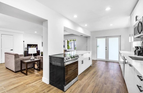 El Portal House | Spacious Miami Home by the River, Perfect Location