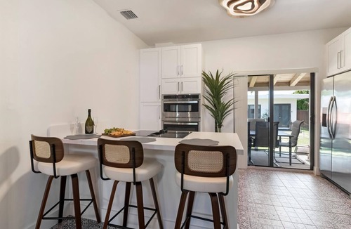 Northeast Miami Villa | Spacious Miami Retreat for 12 | Near Stadium, Beaches & Attractions