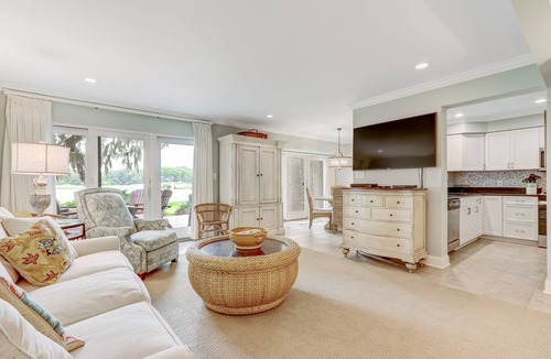Fernandina Beach House | Spacious Two-Level Beach Wood Villa on Amelia Island Resort!