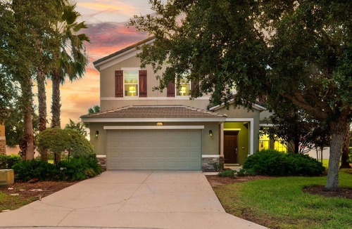 Loughman House | Spacious villa w/pool & resort access