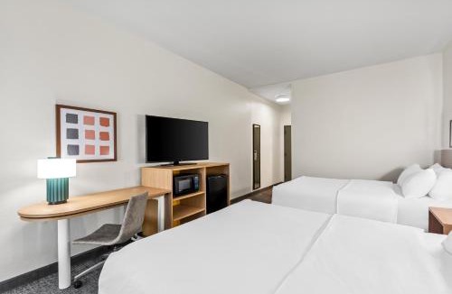 Withrow Hotel | Spark by Hilton Bardstown
