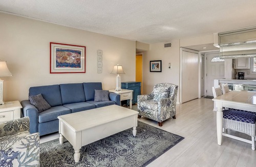 Holiday Isle Condo | SPC 1082 - 2 BR on the golf course - close to the pool by RedAwning