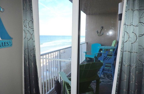 El Centro Beach Condo | Spectacular 3rd floor 2BR/2BA beach-front condo.