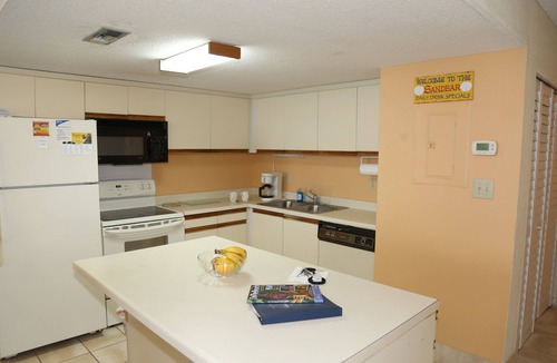Garden City Condo | Spectacular Ocean View 1Br/2Ba Water's Edge