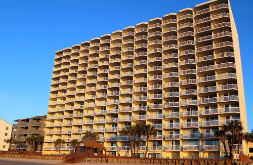 Garden City Condo | Spectacular Ocean View 1Br/2Ba Water's Edge