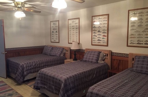Perry Hotel | Spring Warrior Fish Camp Lodge, Located on the Gulf of Mexico.