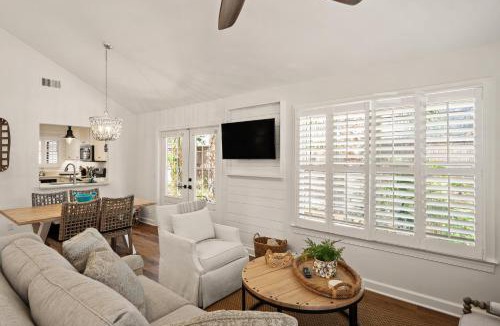 Demere Park House | SSI Sunshine - 1157 Mallery St