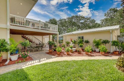 Vilano Beach Apartment | St Augustine Apt with Hot Tub Access about 1 Mi to Beach