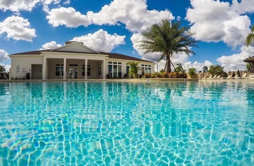 West Kissimmee House | Star- 3 Br Sleeps 6 Comm Pool Close To Disney townhouse