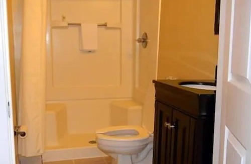 Stockbridge Hotel | Stay Inn & Suites