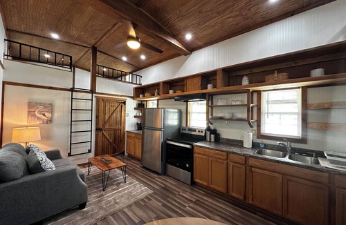 Lake Waccamaw House | Stay Small at Lake Waccamaw