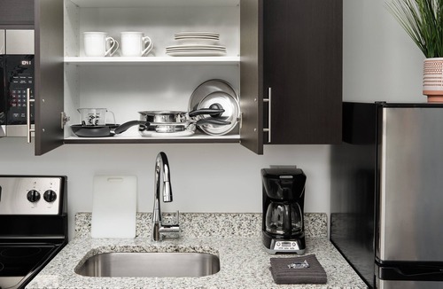 Goldsboro Hotel | StayAPT Suites Goldsboro-Seymour Johnson AFB