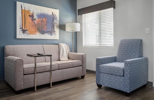 Jackson Hotel | stayAPT Suites Jackson