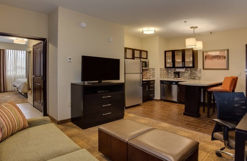 Johnson City Hotel | Staybridge Suites By Holiday Inn Johnson City by IHG