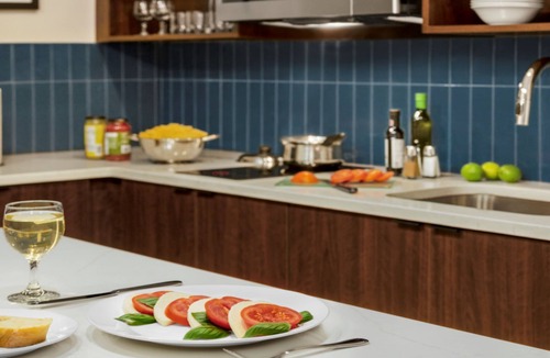 Lexington Hotel | Staybridge Suites Lexington S Medical Ctr Area by IHG