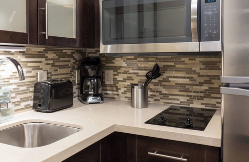 West End Hotel | Staybridge Suites Nashville - Vanderbilt Area by IHG