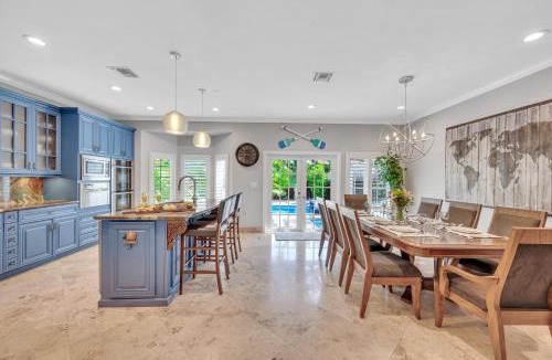 Birch Park Finger Streets House | Steps from the Beach Heated Pool Seaside Key