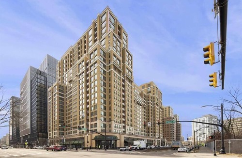 Aurora Highlands Apartment | Steps from Whole Foods 1 BR | Rooftop Pool