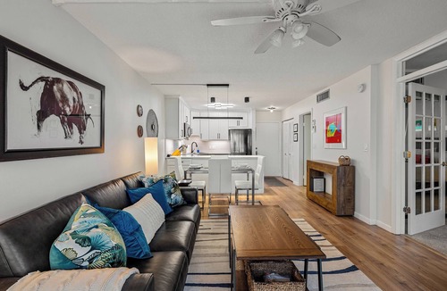 Fort Pierce Condo | Steps to Beach, Free offseason Golf, King Bed, Fully Renovated and Appointed